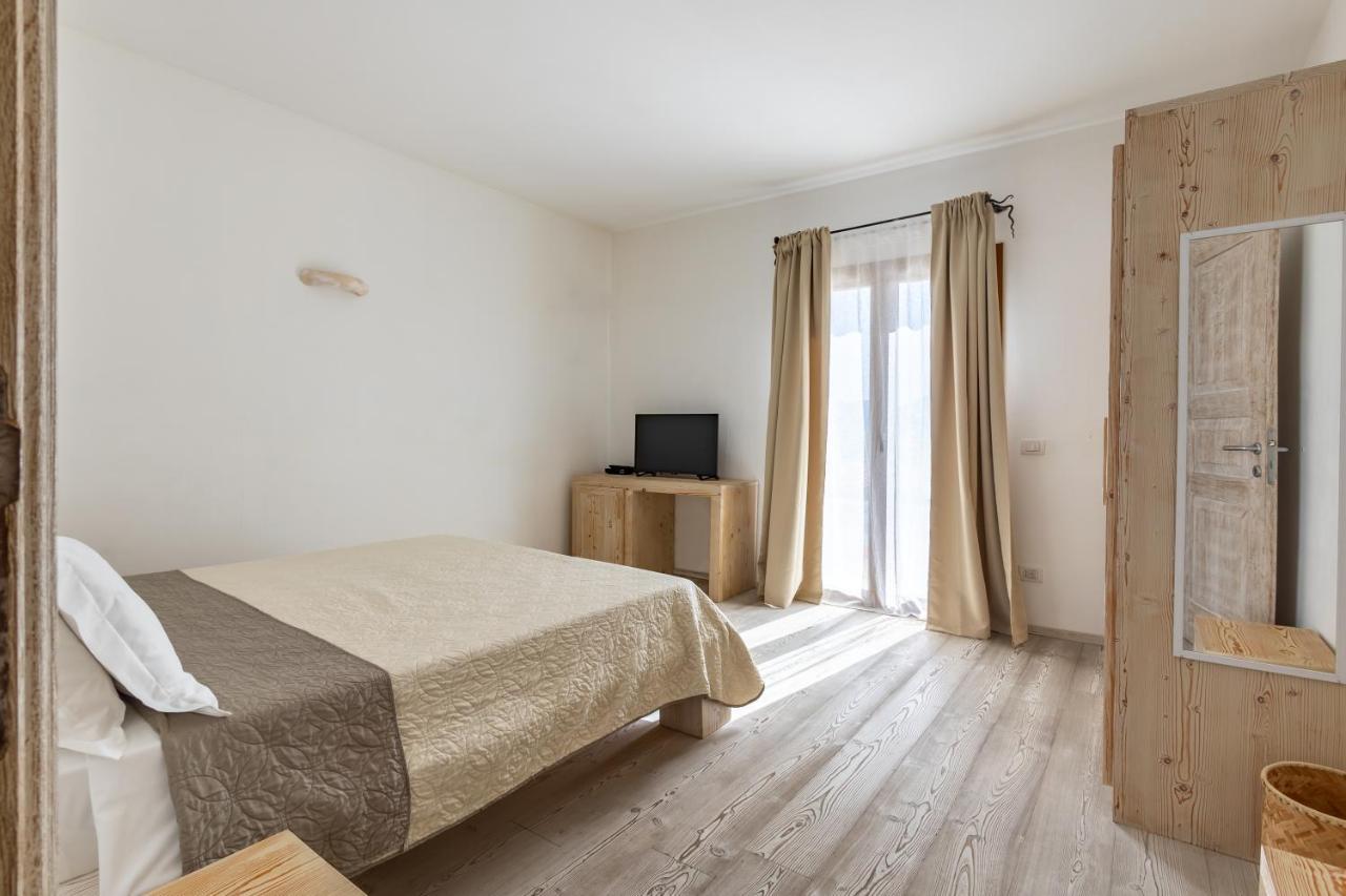 La Casa Di Minnanna Cannigione Buitenkant foto